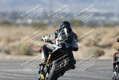 media/Dec-07-2025-CVMA (Sun) [[3e7d2de5dc]]/Race 5-Formula UL-CVMA Hooligans-American Thunder/